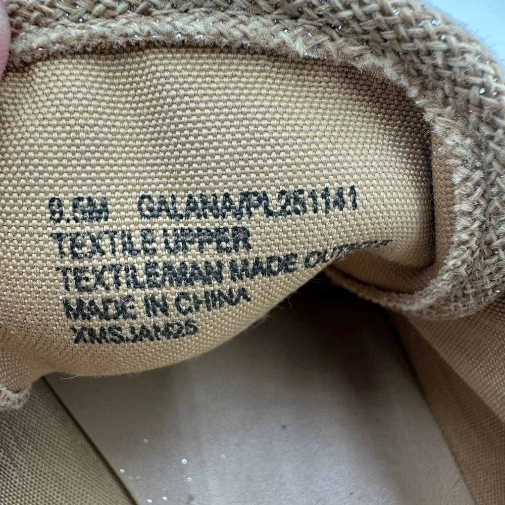 Tommy Bahama Galana‎ Tan Gold Shimmer Espadrille Sneakers Womens 9.5M PL251141